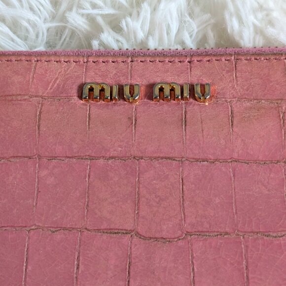 Miu Miu, Croc Embossed Leather Continental Wallet, Pink - Picture 3 of 12